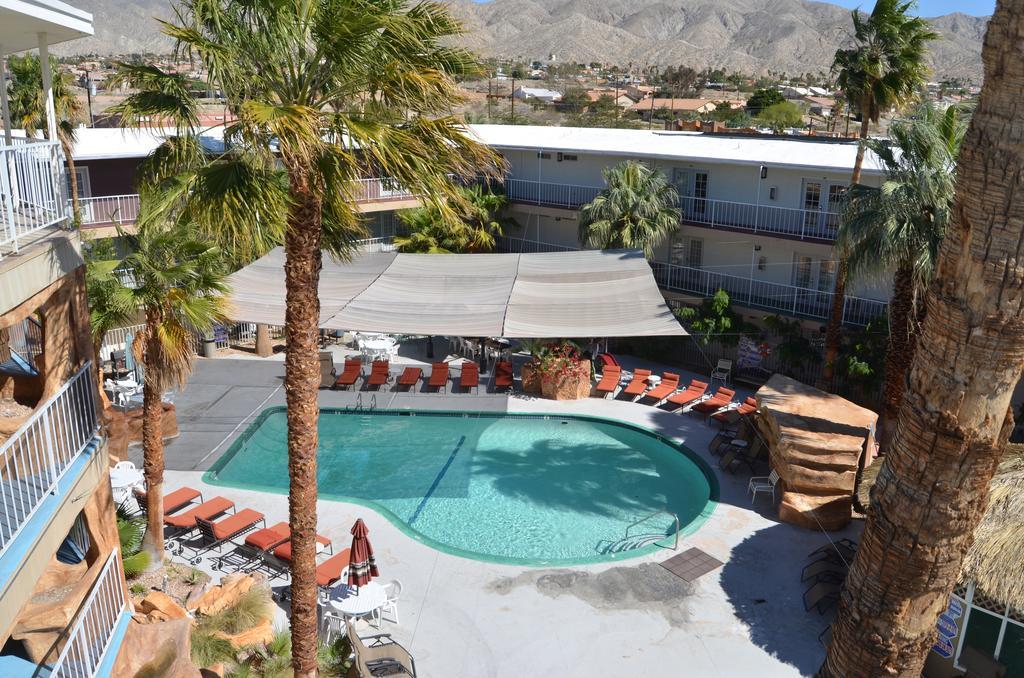Hyundae Resort And Spa Desert Hot Springs Buitenkant foto