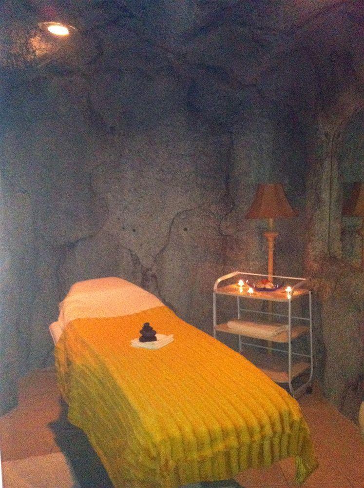 Hyundae Resort And Spa Desert Hot Springs Buitenkant foto