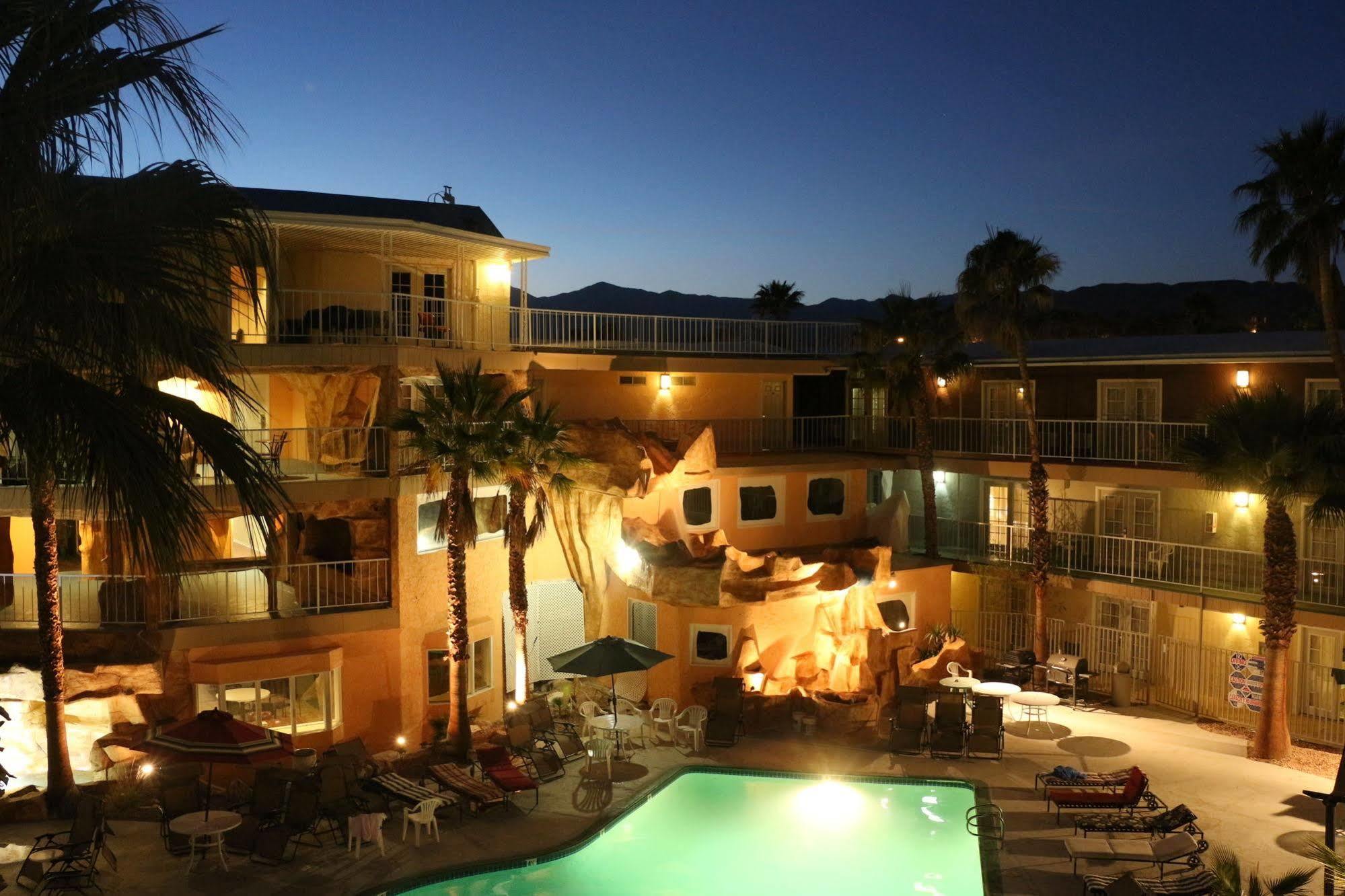 Hyundae Resort And Spa Desert Hot Springs Buitenkant foto